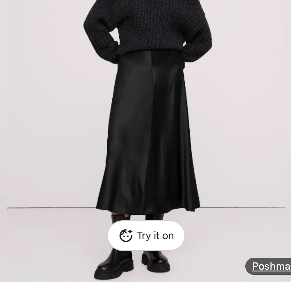 Banana Republic maxi Black Silk Skirt